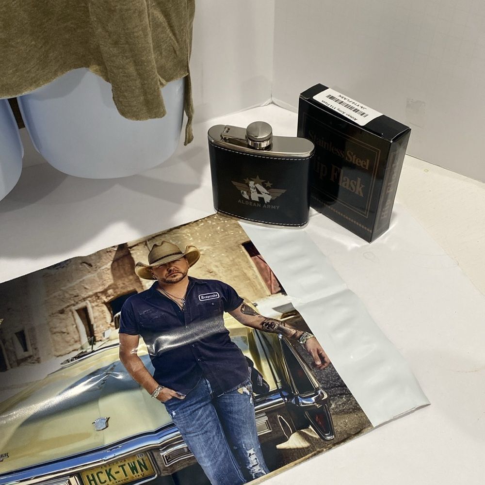 Jason Aldean Aldean Army Bundle Hip Flask Cooler Bag Womens Shirt Polymailer - Picture 5 of 13